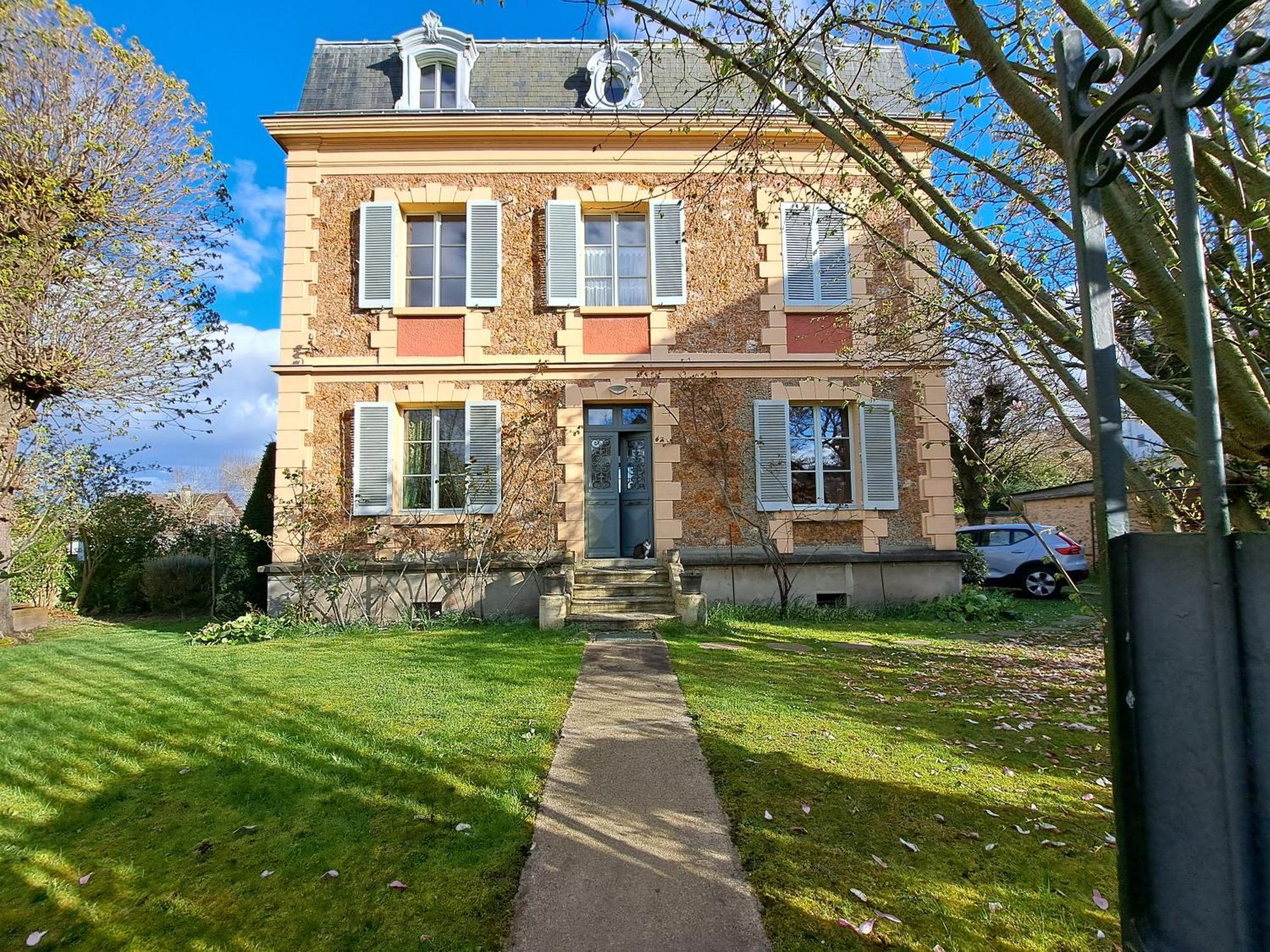 Les Chambres De Lucie-B&B - Petit Dej Inclus - Parking Prive - Proche Gare Версаль Экстерьер фото